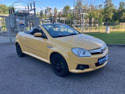 Gelb Gebraucht 2005 Opel Tigra Enjoy Cabrio | 2.490 € (Fairer Preis)