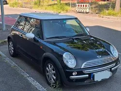 Schwarz Gebraucht 2003 Mini Cooper Kleinwagen | 2.200 € (Fairer Preis)