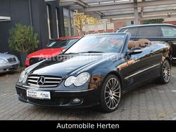 Schwarz Gebraucht 2008 Mercedes CLK350 Cabrio | 12.900 € (Teuer)