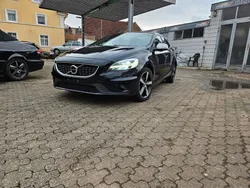Schwarz Gebraucht 2016 Volvo V40 R-Design Kombi | 9.999 € (Fairer Preis)