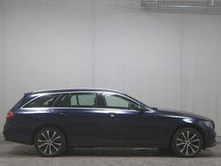 Blau Gebraucht 2020 Mercedes E300 Avantgarde Kombi | 20.480 € (Superpreis)