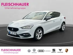 Weiss Gebraucht 2024 Seat Leon FR Limousine | 29.490 € (Fairer Preis)