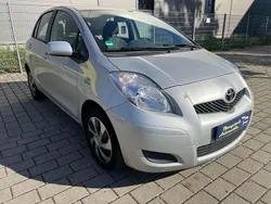 Silber Gebraucht 2009 Toyota Yaris Sol Kleinwagen | 2.750 € (Superpreis)