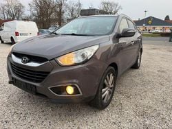 Braun Gebraucht 2013 Hyundai ix35 Premium SUV | 6.700 € (Guter Preis)