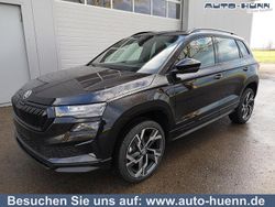 Black magic perleffekt Neu 2025 Skoda Karoq SportLine SUV | 40.590 € (Fairer Preis)