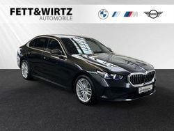 Sophistograu brillanteffekt metallic Gebraucht 2024 BMW 550e Sport Line Limousine | 64.990 € (Superpreis)