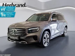 Metalliclack mountaingrau Gebraucht 2024 Mercedes GLB180 Progressive SUV | 40.890 € (Etwas zu teuer)