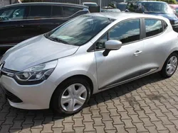 Grau Gebraucht 2015 Renault Clio IV Dynamique Kleinwagen | 7.400 € (Guter Preis)