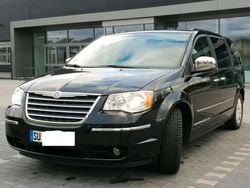 Schwarz Gebraucht 2010 Chrysler Grand Voyager Limited Van / Kleinbus | 8.499 € (Fairer Preis)