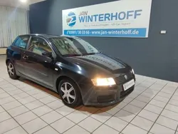 Schwarz Gebraucht 2004 Fiat Stilo Dynamic Kleinwagen | 2.999 € (Fairer Preis)
