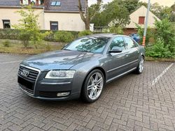Grau Gebraucht 2008 Audi A8 Limousine | 9.800 € (Etwas zu teuer)