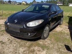 Schwarz Gebraucht 2011 Renault Fluence Expression Limousine | 1.890 €