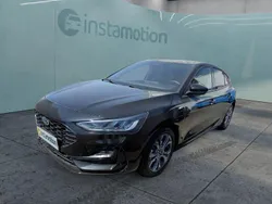 Schwarz Gebraucht 2024 Ford Focus Limousine | 27.199 € (Guter Preis)
