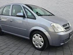 Lichtsilber m2 Gebraucht 2005 Opel Meriva Edition Van / Kleinbus | 2.499 € (Etwas zu teuer)