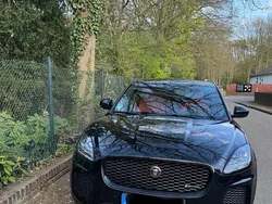 Schwarz Gebraucht 2018 Jaguar E-Pace R-Dynamic SUV | 21.400 €