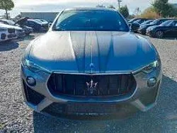 Grau Gebraucht 2020 Maserati Levante SUV | 47.999 € (Superpreis)
