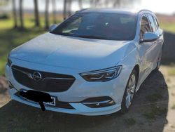 Weiß Gebraucht 2018 Opel Insignia Ultimate Kombi | 13.500 € (Fairer Preis)