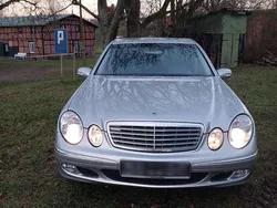 Silber Gebraucht 2003 Mercedes E240 Limousine | 4.150 € (Guter Preis)