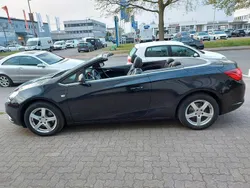 Schwarz Gebraucht 2015 Opel Cascada Edition Cabrio | 9.900 € (Guter Preis)