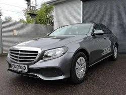 Grau Gebraucht 2016 Mercedes E200 Limousine | 20.800 € (Guter Preis)