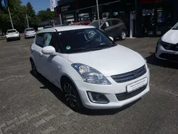 Weiß Gebraucht 2016 Suzuki Swift X-TRA Limousine | 9.980 € (Etwas zu teuer)