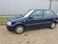 Blau Gebraucht 2001 VW Polo Kleinwagen | 750 € (Guter Preis)