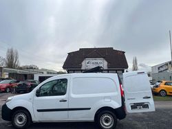 Weiß Gebraucht 2018 Renault Kangoo Rapid Extra Limousine | 5.700 € (Guter Preis)