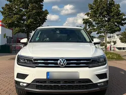 Weiß Gebraucht 2018 VW Tiguan Allspace SUV | 25.000 €