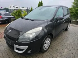 Schwarz Gebraucht 2009 Renault Scénic III Van / Kleinbus | 3.299 € (Fairer Preis)