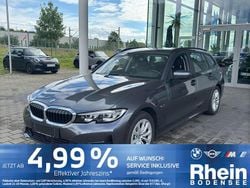 Grau Gebraucht 2022 BMW 330e Sport Line Kombi | 23.580 € (Superpreis)