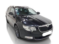 Schwarz Gebraucht 2011 Skoda Superb Elegance Kombi | 5.558 € (Fairer Preis)