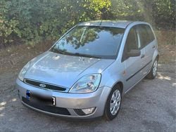 Silber Gebraucht 2003 Ford Fiesta Kleinwagen | 1.399 € (Fairer Preis)