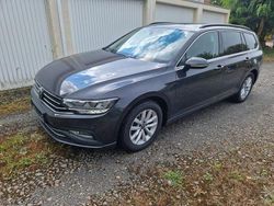 Schwarz Gebraucht 2020 VW Passat Business Kombi | 18.500 € (Guter Preis)