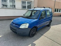 Blau Gebraucht 2003 Citroën Berlingo Van / Kleinbus | 1.899 €