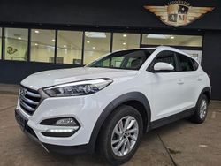 Weiß Gebraucht 2016 Hyundai Tucson Intro Edition SUV | 12.800 € (Fairer Preis)