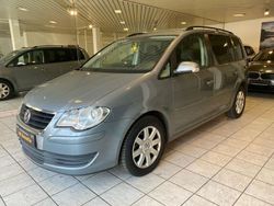 Grau Gebraucht 2007 VW Touran Trendline Van / Kleinbus | 5.950 € (Teuer)