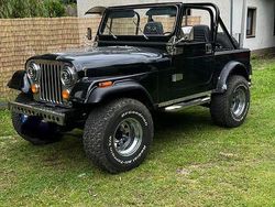 Schwarz Gebraucht 1981 Jeep CJ SUV | 14.500 €