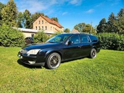 Schwarz Gebraucht 2004 Ford Mondeo Kombi | 1.849 € (Fairer Preis)