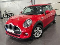 Rot Gebraucht 2019 Mini ONE Kleinwagen | 10.995 € (Guter Preis)