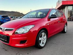 Rot Gebraucht 2009 Hyundai i30 Edition+ Limousine | 3.900 € (Etwas zu teuer)