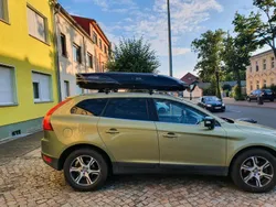 Grün Gebraucht 2009 Volvo XC60 SUV | 11.000 € (Fairer Preis)