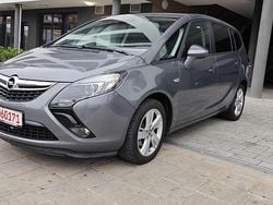 Grau Gebraucht 2016 Opel Zafira Tourer Edition Van / Kleinbus | 7.000 € (Superpreis)