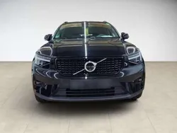 Onyx black / metallic (metallic) Gebraucht 2024 Volvo XC40 Plus SUV | 37.450 € (Fairer Preis)