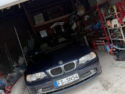 Blau Gebraucht 2001 BMW 330 Cabrio | 9.999 €