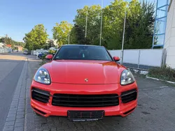 Orange Gebraucht 2019 Porsche Cayenne Basis SUV | 59.999 € (Etwas zu teuer)