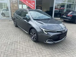 Grau Neu 2025 Toyota Corolla Kombi | 32.950 €