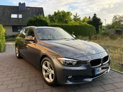 Grau Gebraucht 2013 BMW 318 Kombi | 9.900 € (Fairer Preis)