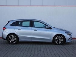 922u hightech silber metallic Gebraucht 2024 Mercedes B180 Progressive Van / Kleinbus | 26.175 € (Superpreis)