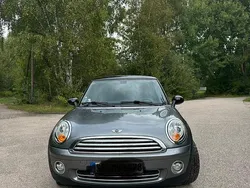 Grau Gebraucht 2009 Mini Cooper Kleinwagen | 8.000 € (Teuer)