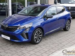 Blau Neu 2025 Renault Clio V Techno Limousine | 21.315 € (Fairer Preis)